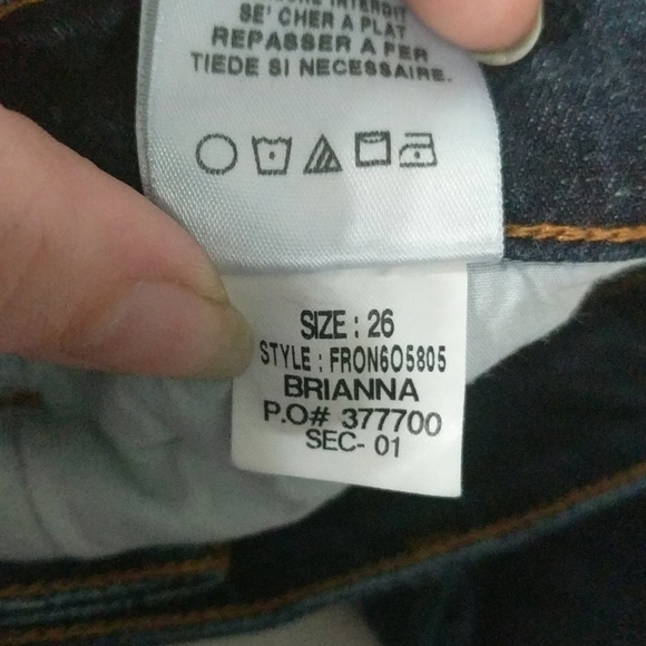 𝅺Joe's Jeans Petite Bootcut Brianna Dark Wash Jeans - size 26 - 31" inseam - Picture 4 of 6